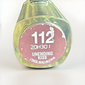 L'Oreal Infallible Lipstick UNENDING KISS 112 silver tube